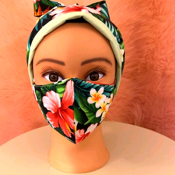 Reversible Scrub Cap and Mask - Picture 1 of 4